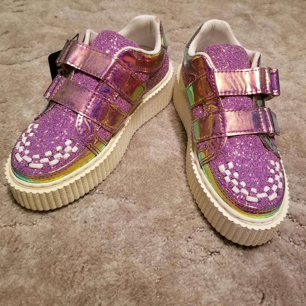 'Puschia' Hologram Creepers - Picture 2 of 7